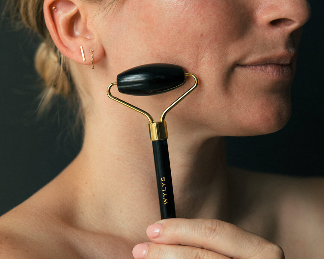 WYLYS Gua Sha Face Roller Kit